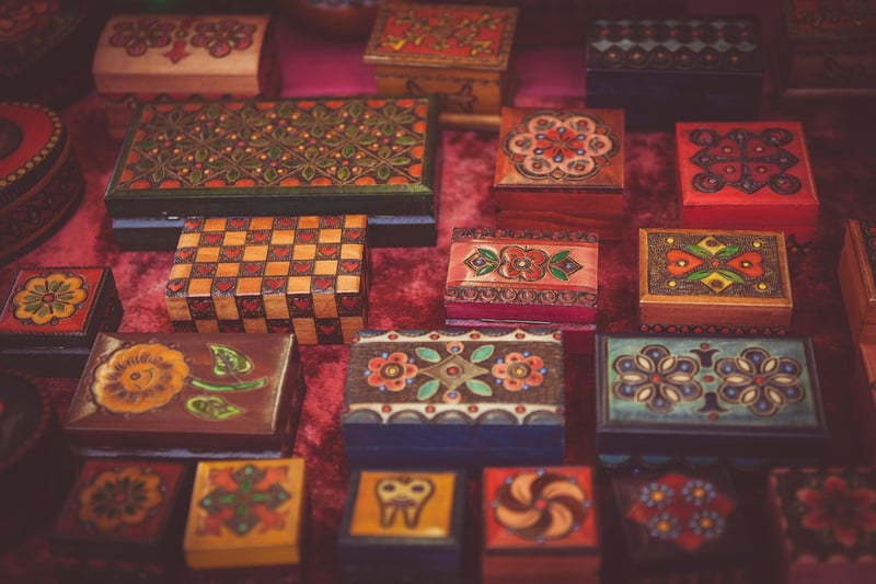 Decorative Crafts